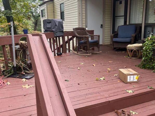 134 Richwood Dr APT 32