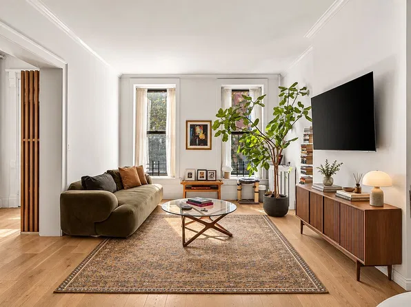 635 Macon St, Brooklyn, NY 11233