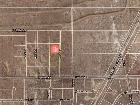 95th St W, Rosamond, CA 93560