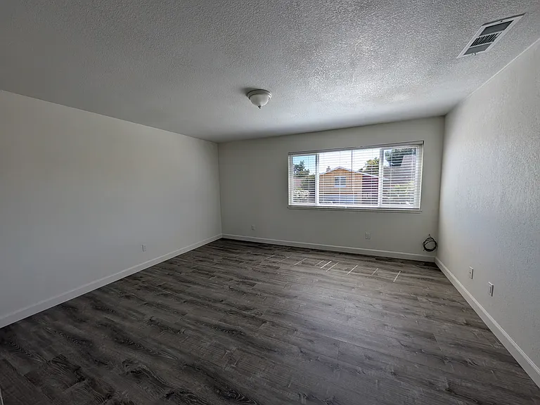 38 Doral Way — Photo 22