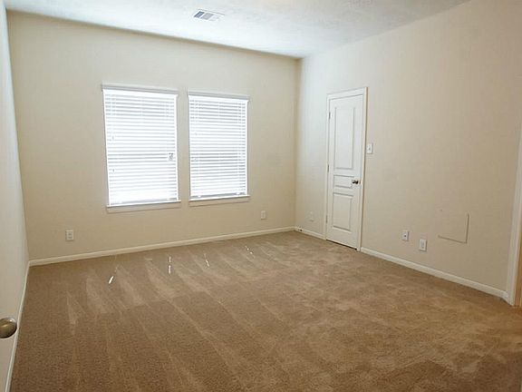 5th image of 120 Cheyenne River Dr