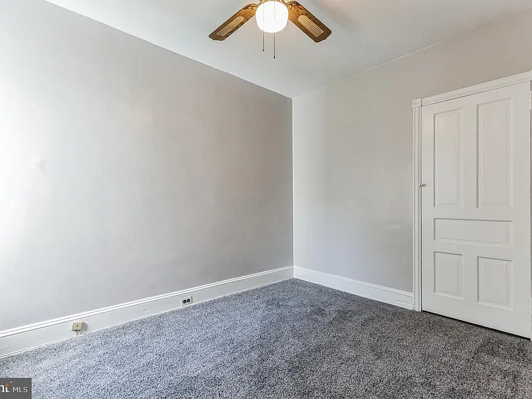 427 Ripka St — Photo 22