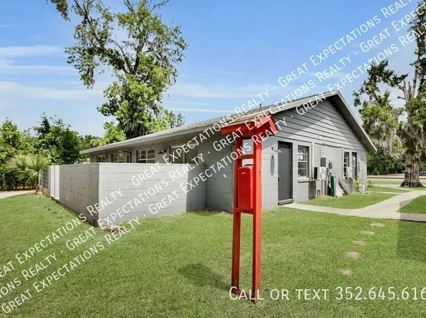 5926 SE Front Rd #B-5, Belleview, FL 34420