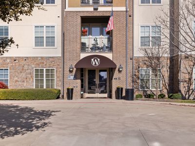 301 Watermere Dr APT 411, Southlake, TX, 76092