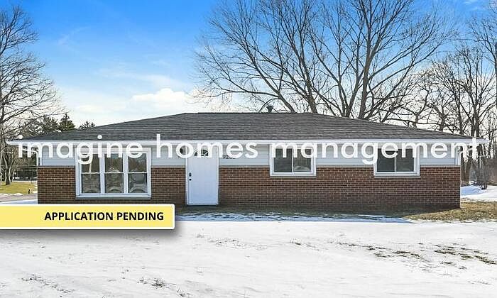 1st image of 9256 Lakeside Dr