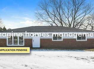 9256 Lakeside Dr, Streetsboro, OH 44241