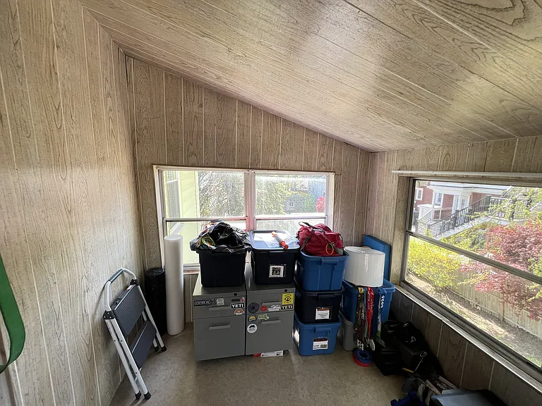 68 Winsor Ave — Photo 44