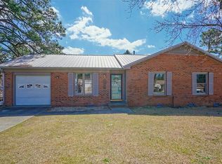 1559 Graystone Rd, Fayetteville, NC 28311