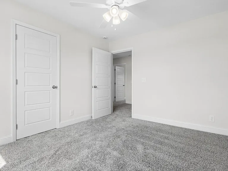 231 Donegal Dr — Photo 13