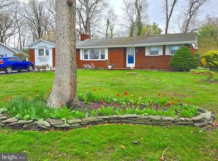 1066 Elizabeth Dr, Vineland, NJ 08360