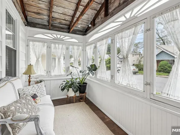 12 Orchard St #18, Fair Lawn, NJ 07410