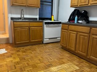 517 E 83rd St APT 3E, New York, NY 10028