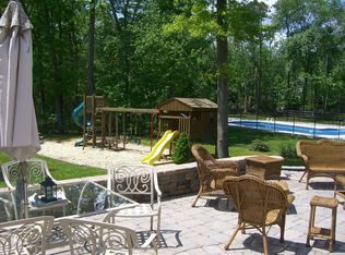 13 Sam Dr, Tinton Falls, NJ 07724