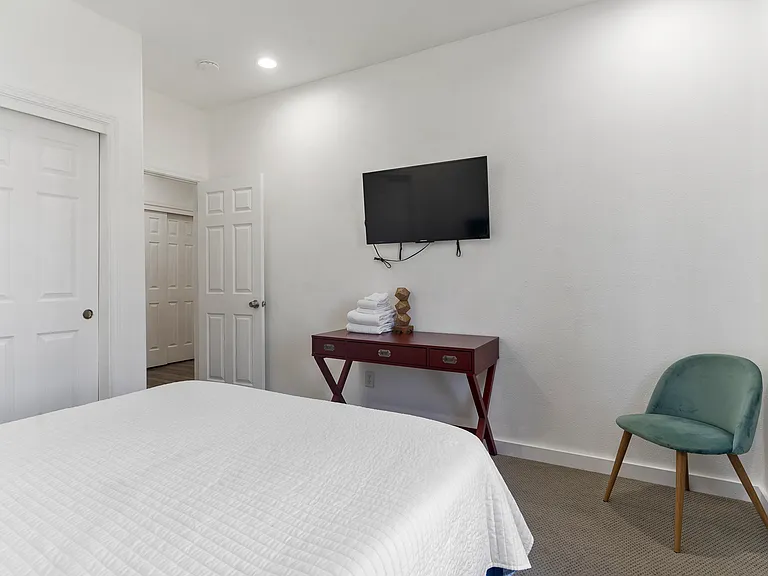 11505 Equinox Ave — Photo 15