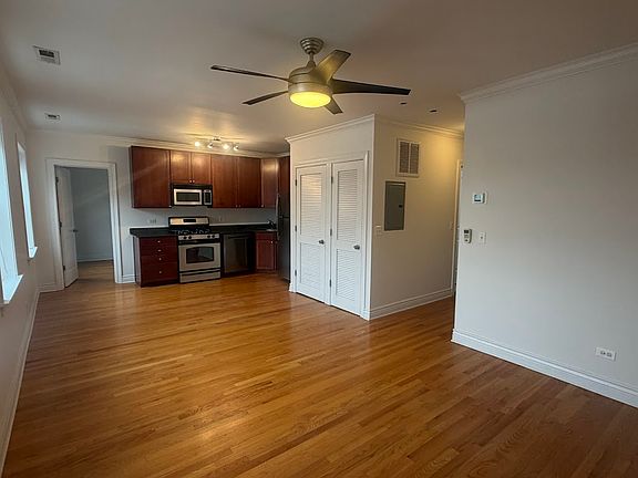 2nd image of 1347 W Eddy St APT 408
