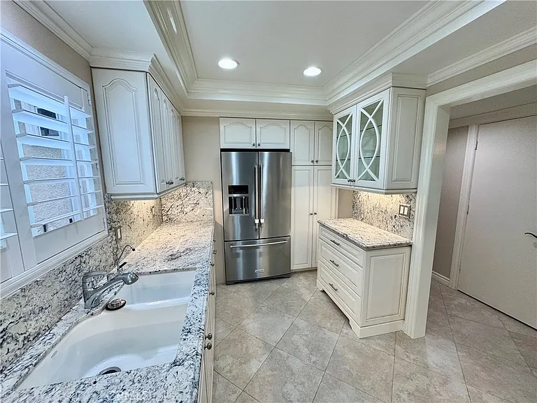 5510 Paseo Del Lago W #2B — Photo 22
