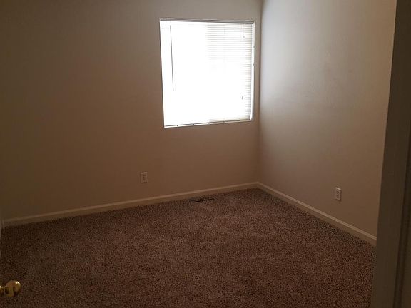 3rd image of 3908 24th Ave