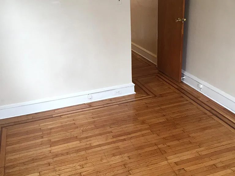 5417 Akron St #2 — Photo 9