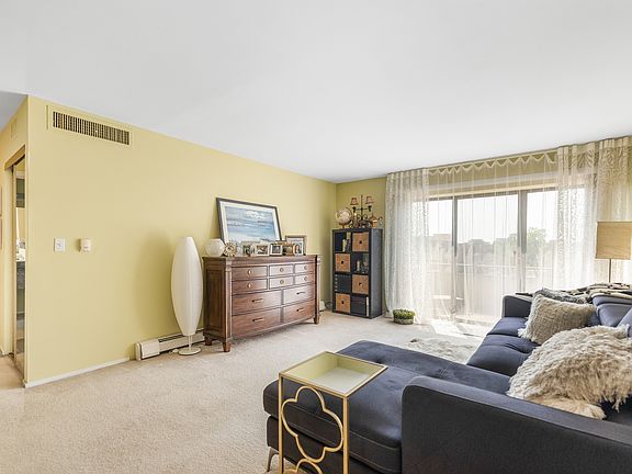 5th image of 1931 Prairie Sq APT 315