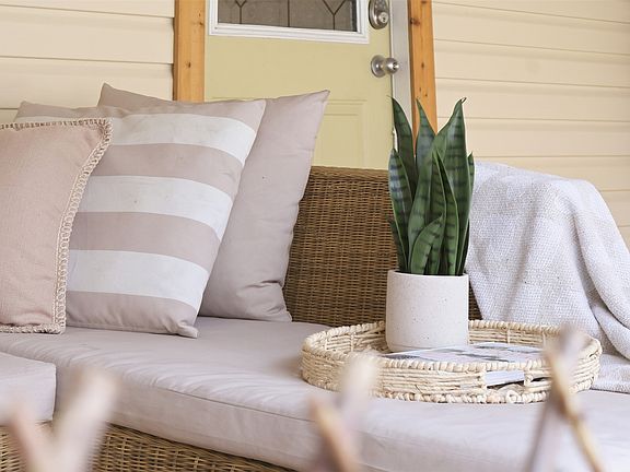 4th image of 1655 Ord Rd #38