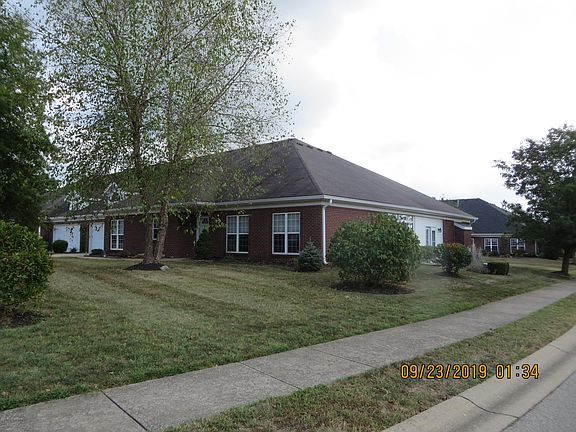 3rd image of 430 Turnberry Ln