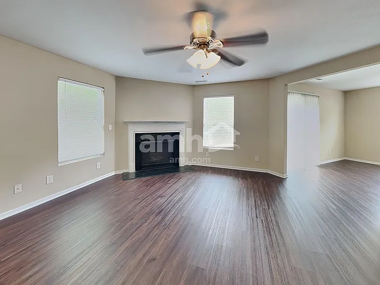 1320 Perga Ct — Photo 5