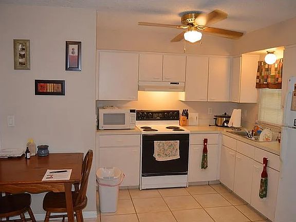 3rd image of 37019 Palm Ave