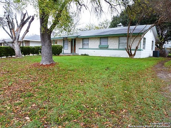3rd image of 5155 Village Trail Dr