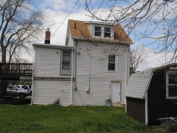 2nd image of 29 Morse St