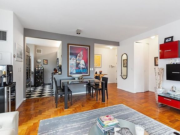2nd image of 250 E 54th St APT 20A