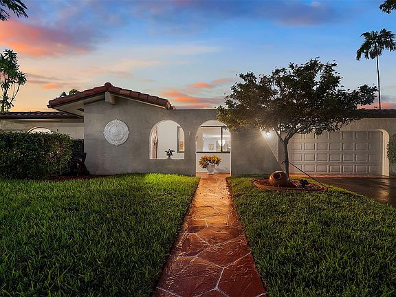 4th image of 1730 NW 118th Avenue