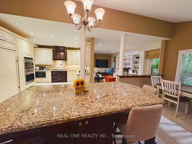 2361 Silverwood Dr — Photo 13
