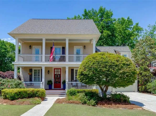 7310 Hedgewood Way, Hoschton, GA 30548