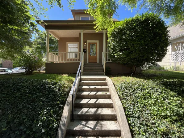 2850 NE Davis St, Portland, OR 97232
