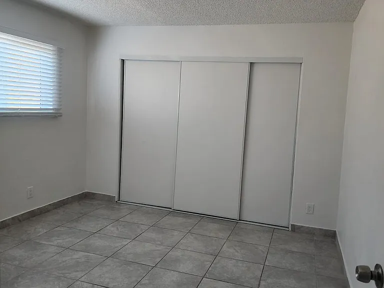 8530 Cedros Ave #2 — Photo 9