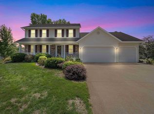 2991 Lepak Ln, Green Bay, WI 54313
