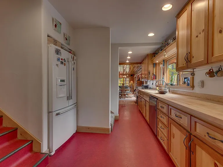 625 Tunnington Dr — Photo 5