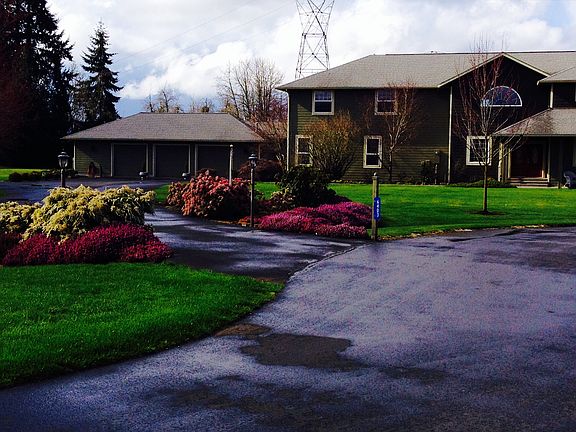 2nd image of 6403 75th Ave SE