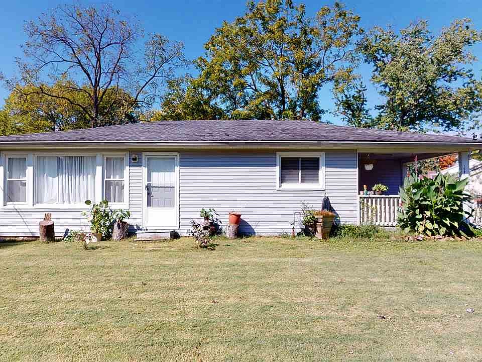 1st image of 1505 N Sunrise Dr