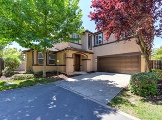 18 Beachcomber Pl, Sacramento, CA