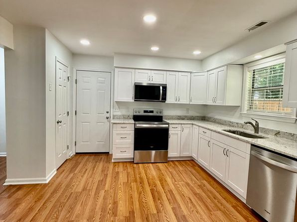 1342 Crane Cres