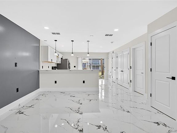 3rd image of 3027 AARON BURR AVENUE #L1