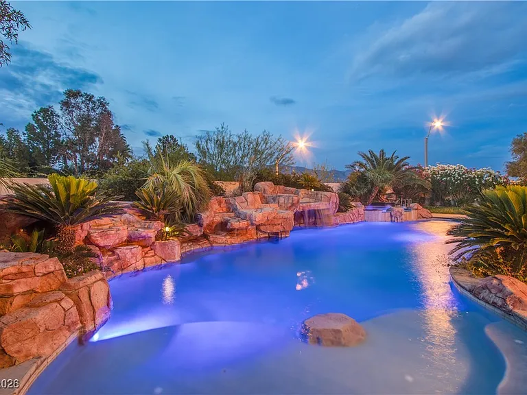 8808 Tierra Hope Ct — Photo 3