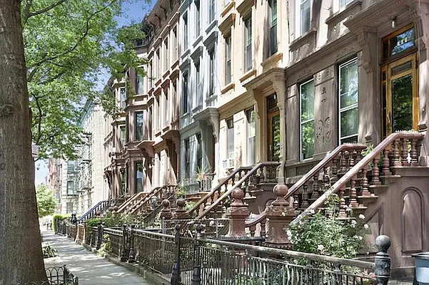 Rented by Ivey North LLC | media 10