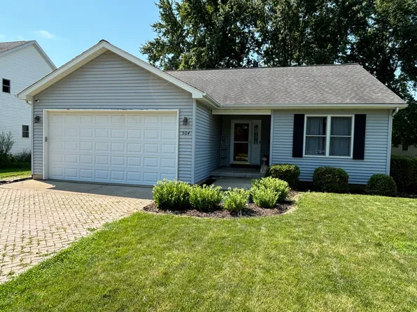 504 W 4th St, Sandwich, IL 60548