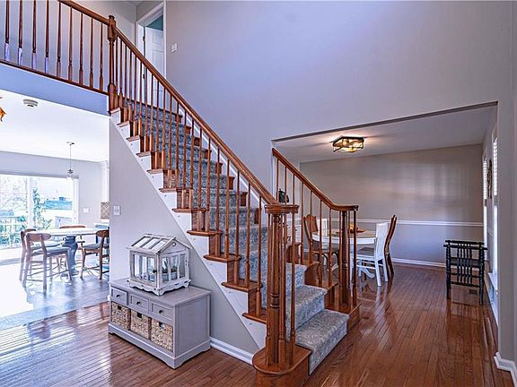 5th image of 1434 Windmill Ln