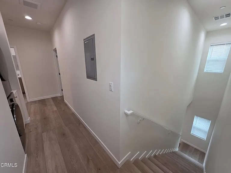 6746 Ben Ave — Photo 33