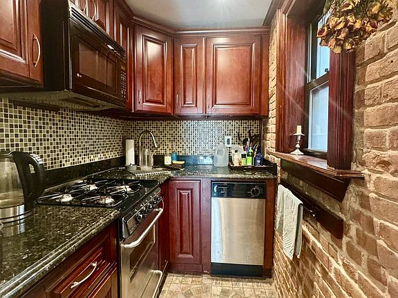 3rd image of 283 E 4th St APT 5A