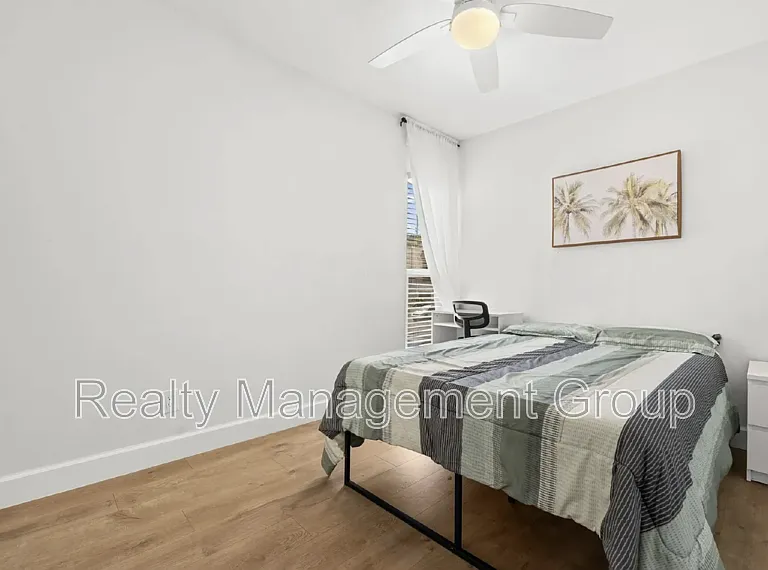 6821 Alvarado Rd #8 — Photo 17