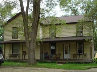 200 S Adams St, Ridott, IL 61067